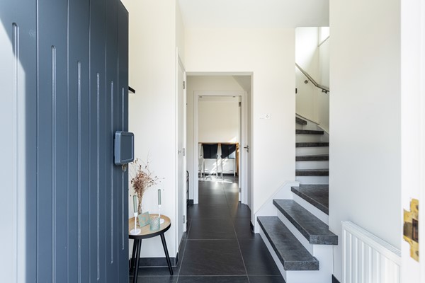 Foto - Te koop:  Royale twee-onder-een-kapwoning met comfort en ruimte!